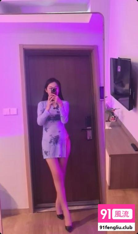 成都武侯美女依宝
